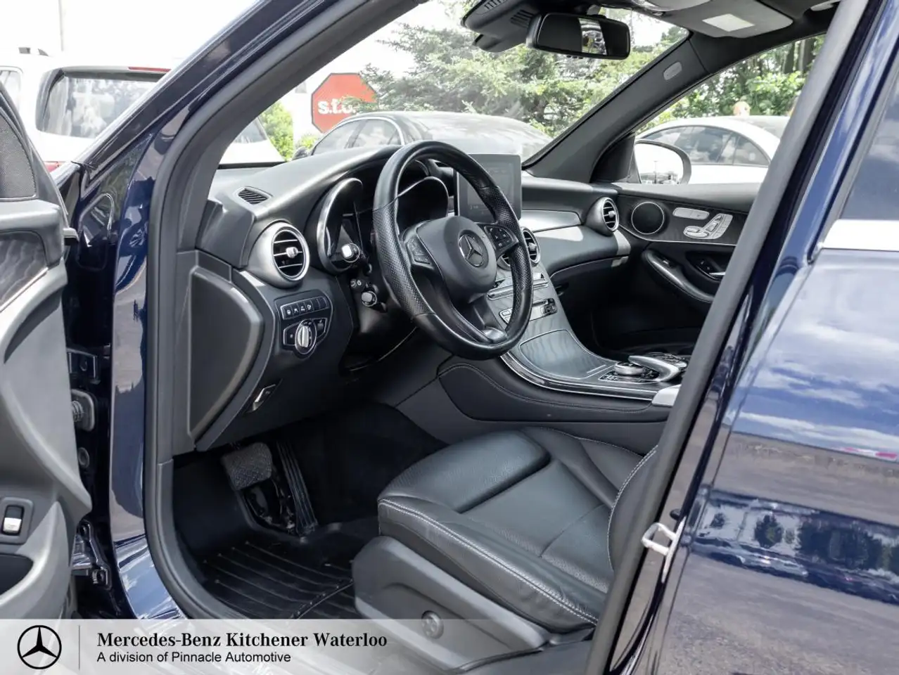 Mercedes-Benz GLC снимка Mercedes-Benz GLC