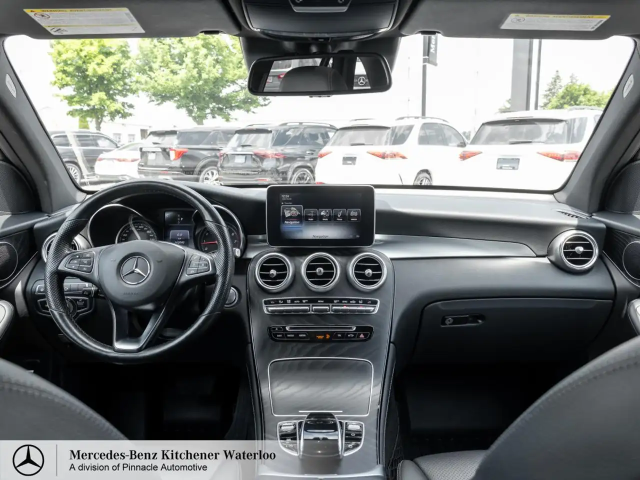 Mercedes-Benz GLC снимка Mercedes-Benz GLC