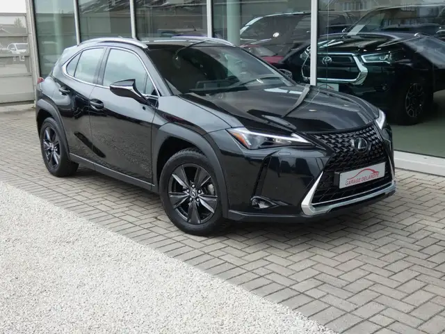 Lexus UX 250h Hybrid +TREKHAAK +LEDER +Zetelverwarming +Dodehoek +Groot scherm