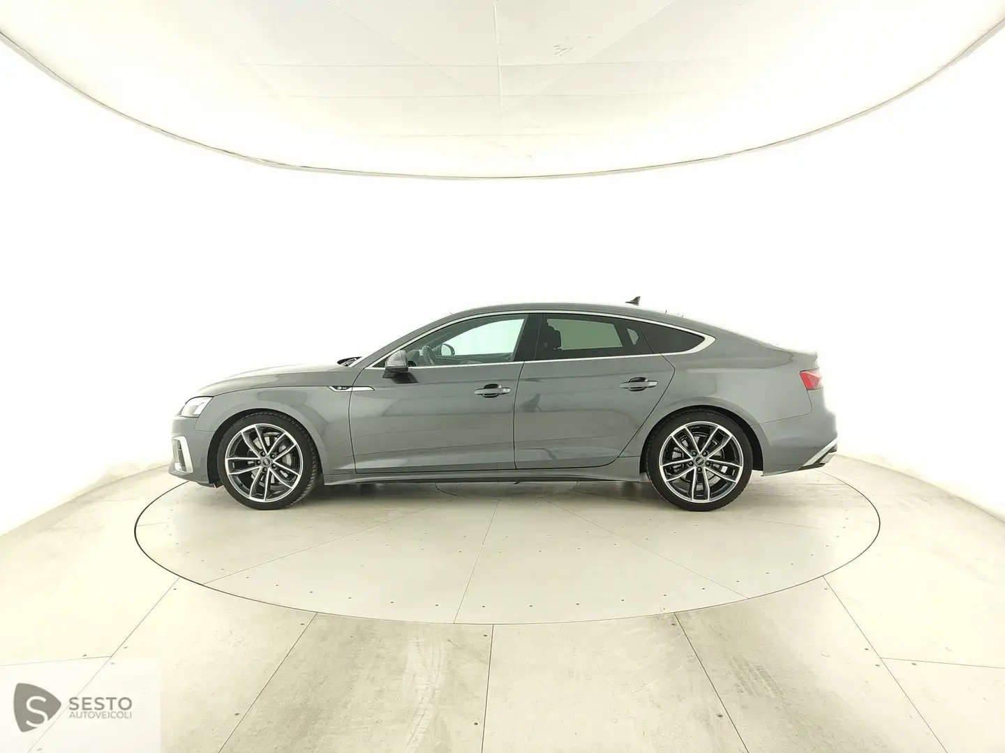 Audi A5 II 2020 Sportback Sportback 40 2.0 tdi mhev S lin Grigio - 2