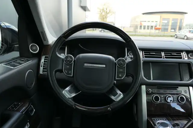Land Rover Range Rover view 13