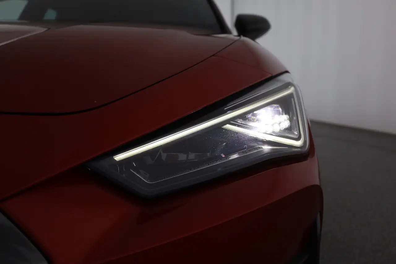 Cupra Leon 2.0 TSI DSG VZ LED Navi ACC Panorama Leder, миниатюра 28