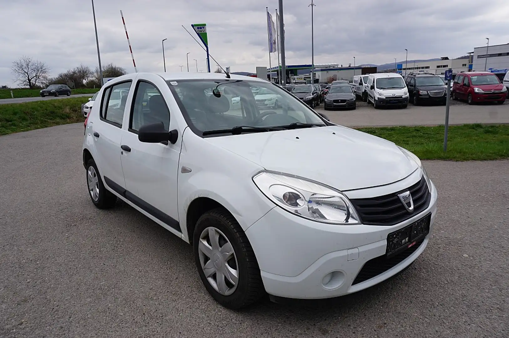 Dacia Sandero Story 1,2 16V Weiß - 2