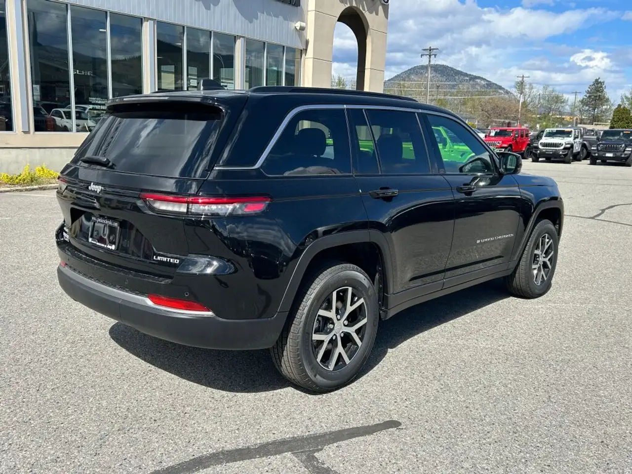 Jeep Grand Cherokee снимка Jeep Grand Cherokee