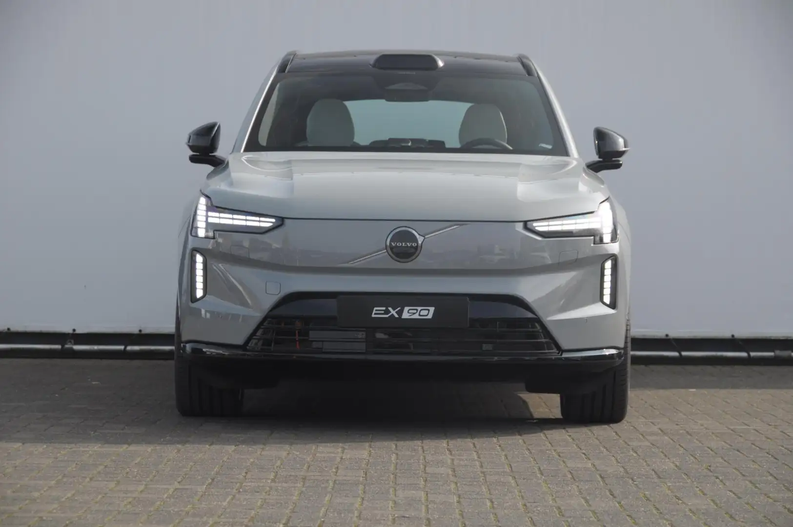 Volvo EX90 517PK Automaat Twin Performance Ultra / Luchtverin Grijs - 2