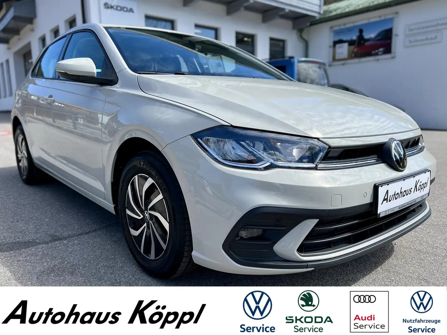 Volkswagen Polo 1.0 TSI Life RFK PDC SH AppConnect 15" LED Grigio - 1