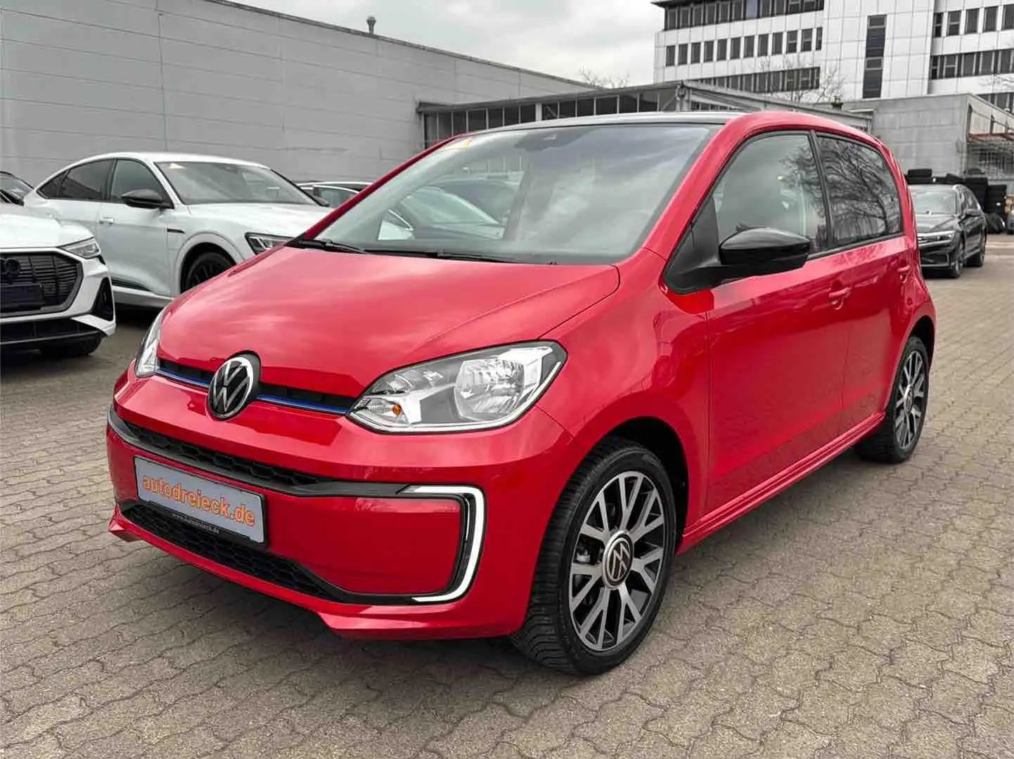 Volkswagen up! e-up! Style CCS-LADEDOSE 16Z CROSS-SITZE SHZ Rot - 1