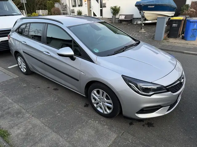 Opel Astra 1.5CDTi Klimatr Navi Sitzh.1Hd GARANTIE 1a