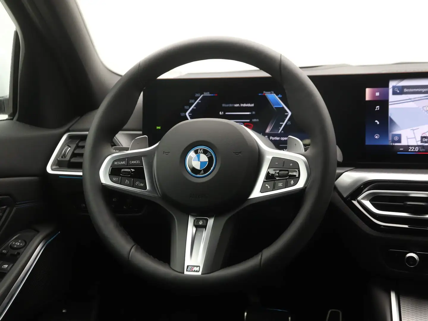 BMW 330 3 Serie Sedan 330e M Sport Wit - 2