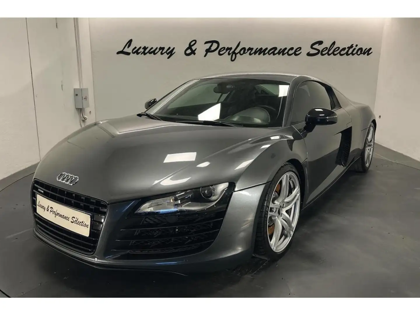 Audi R8 Quattro 4.2 V8 FSI - Boite mécanique \très rare\ - 65000km - Carbone - Collector Grau - 1