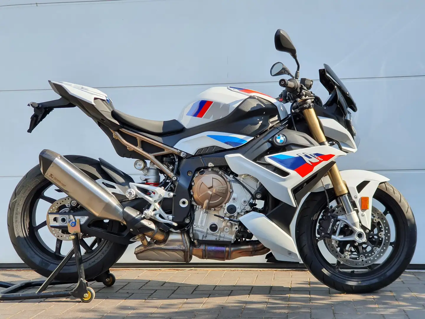 BMW S 1000 R K63 4,5tkm M Paket s1000r Weiß - 1