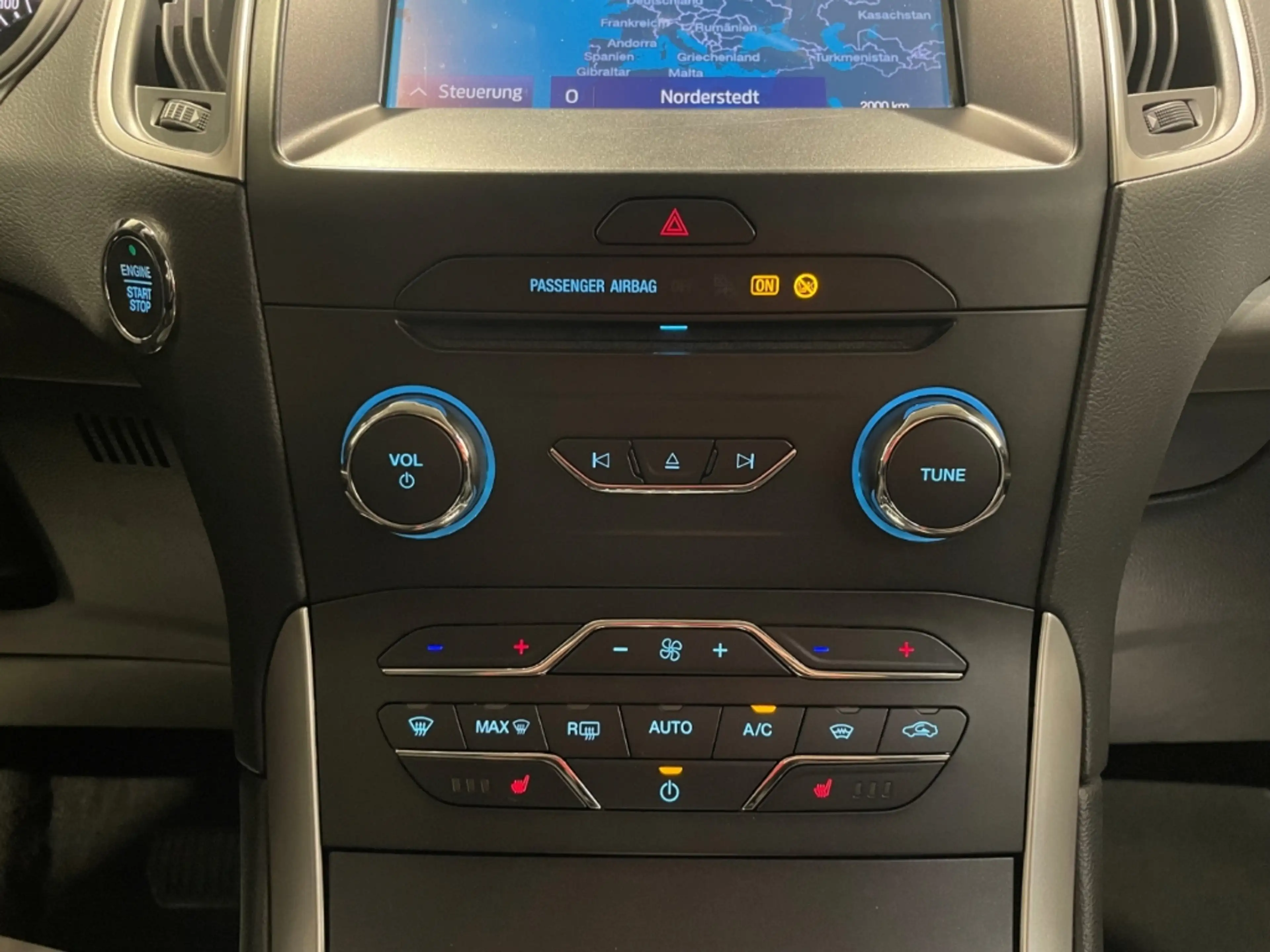 Ford Galaxy 2.0 EcoBlue Trend Automatik EU6d-T Klima PDC Tempo — photo 11
