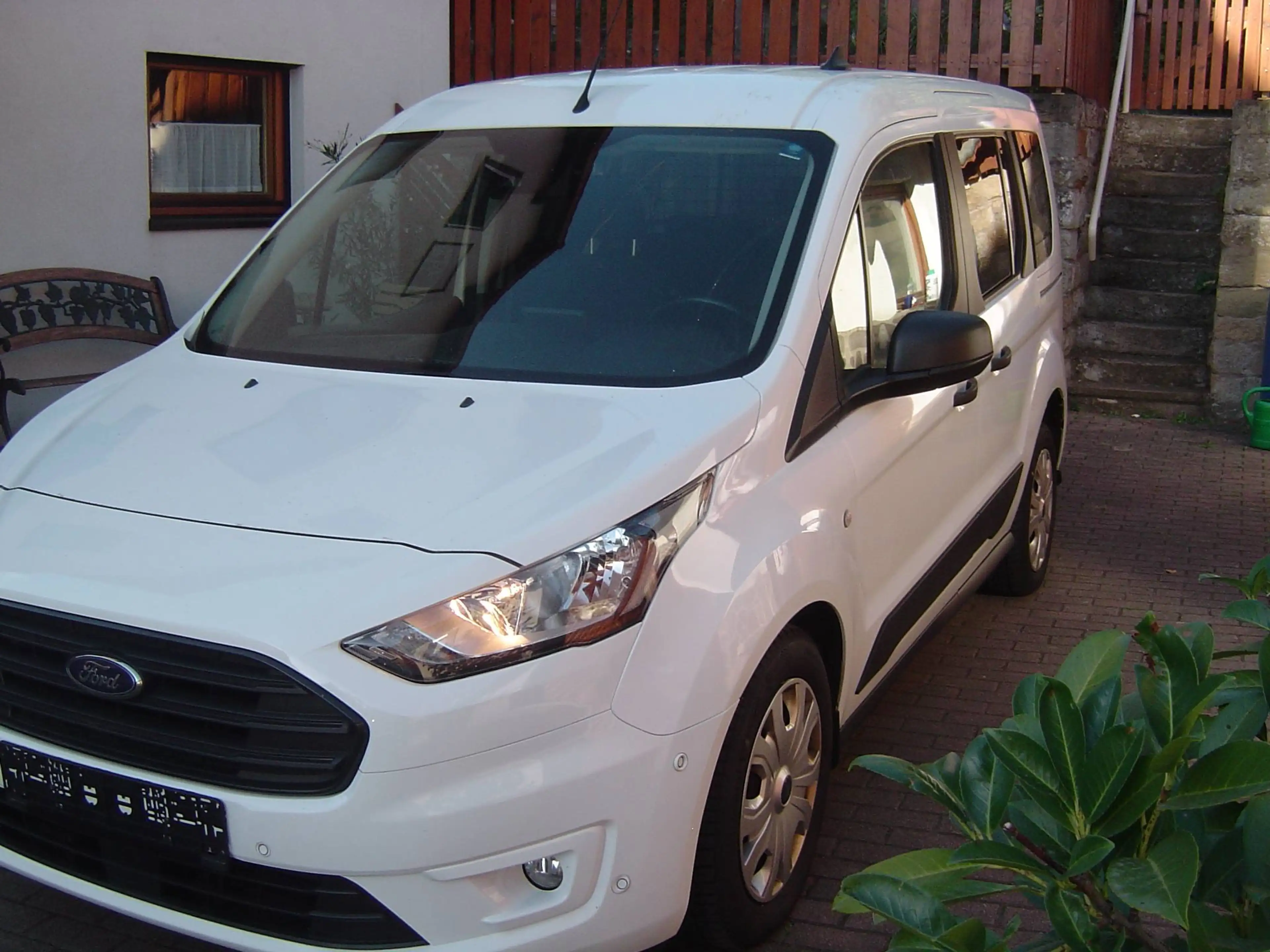 Ford Transit Connect Kombi Trend 230L1 LKW — photo 4