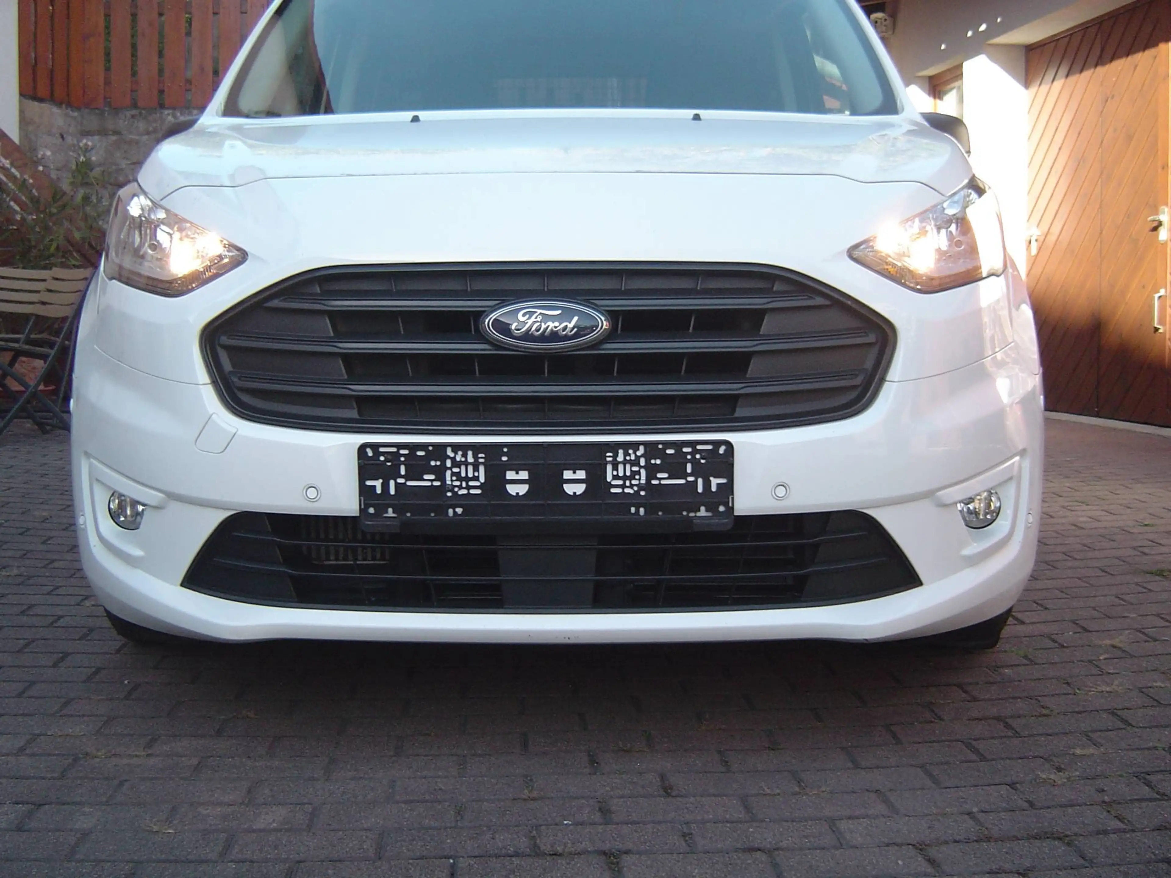 Ford Transit Connect Kombi Trend 230L1 LKW — photo 5