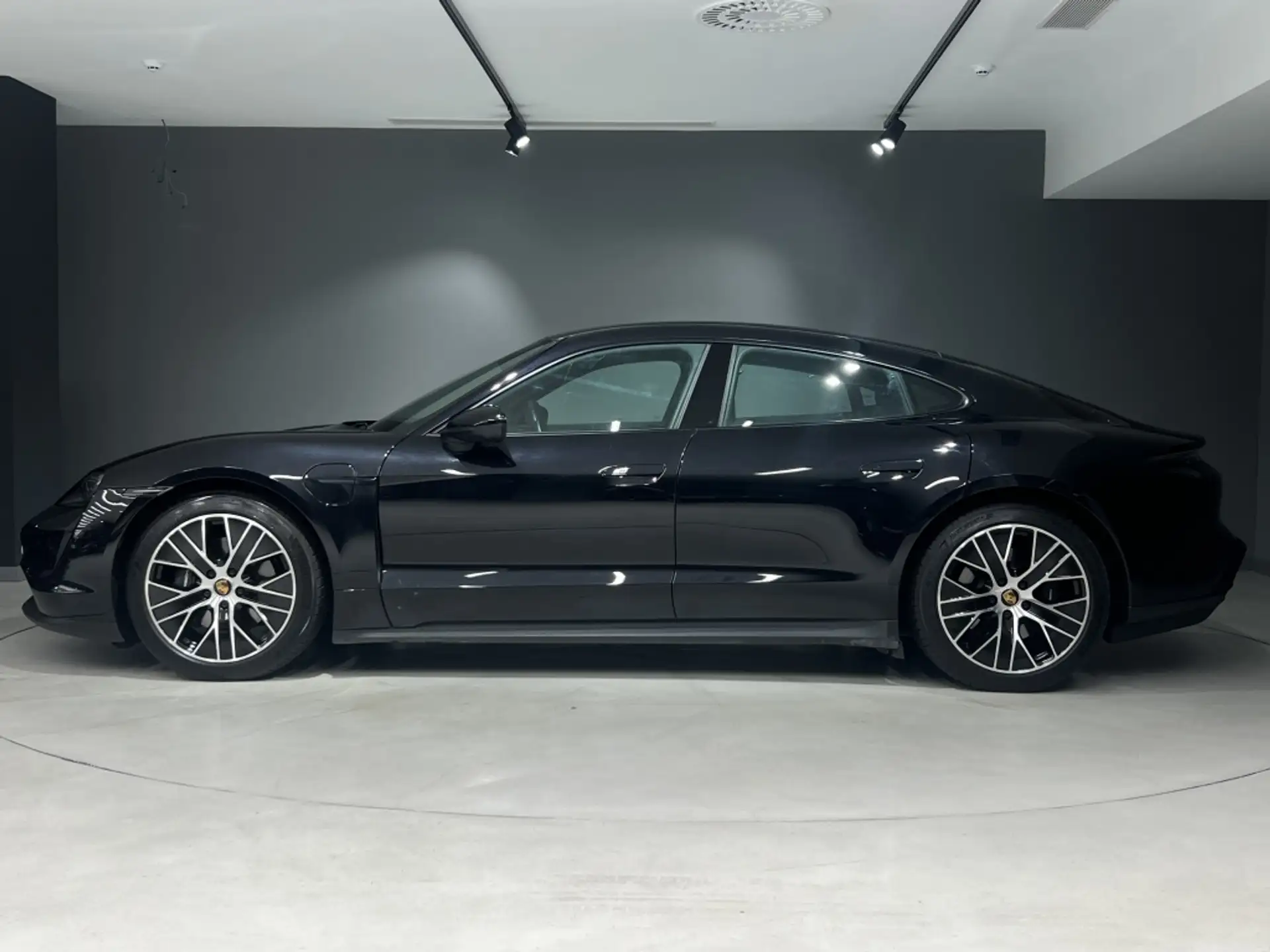 Porsche Taycan Taycan 2024 블랙 사진 2