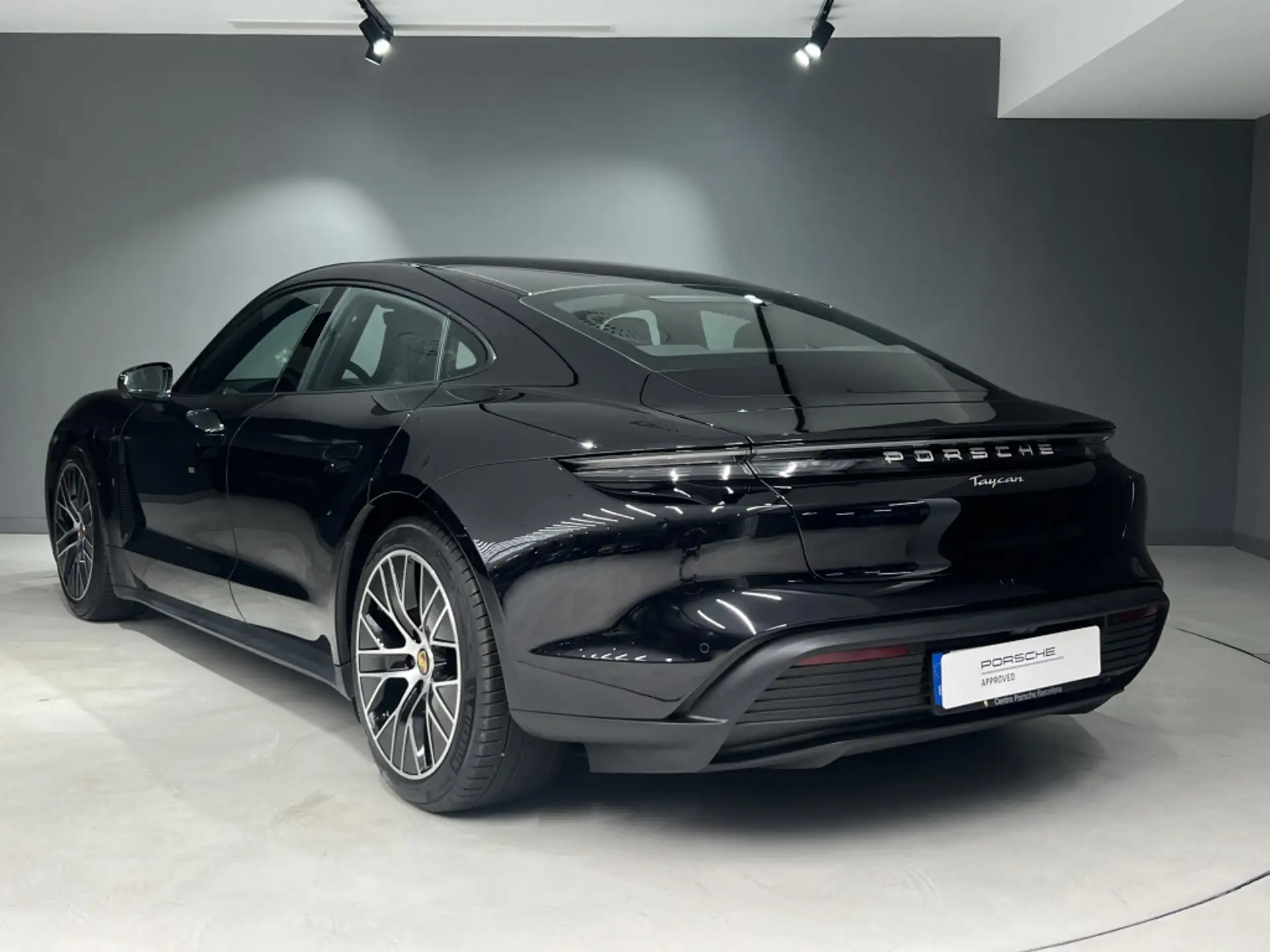 Porsche Taycan Taycan 2024 블랙 사진 3