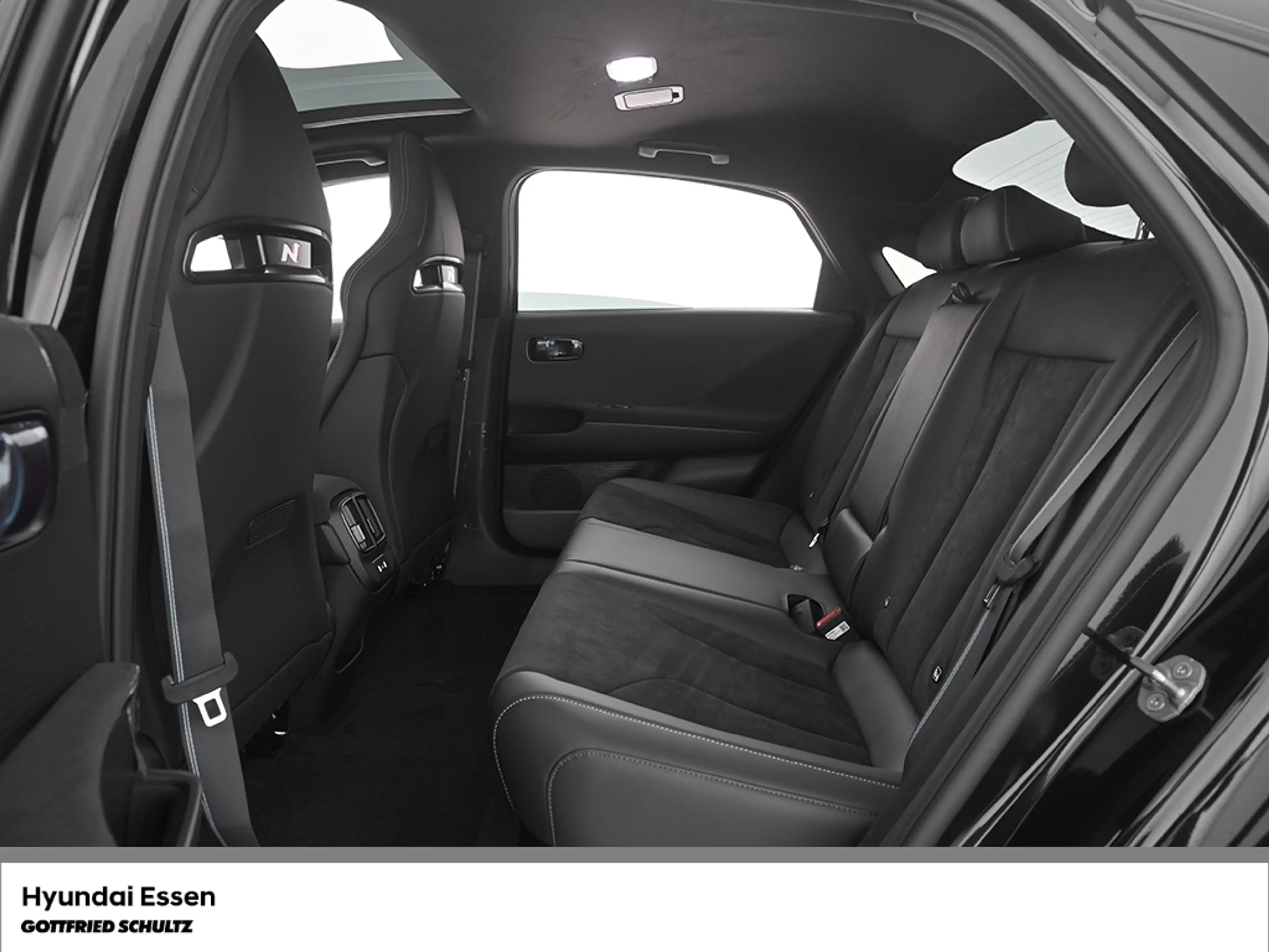 Hyundai IONIQ 6 0.25% Versteuerung — photo 11