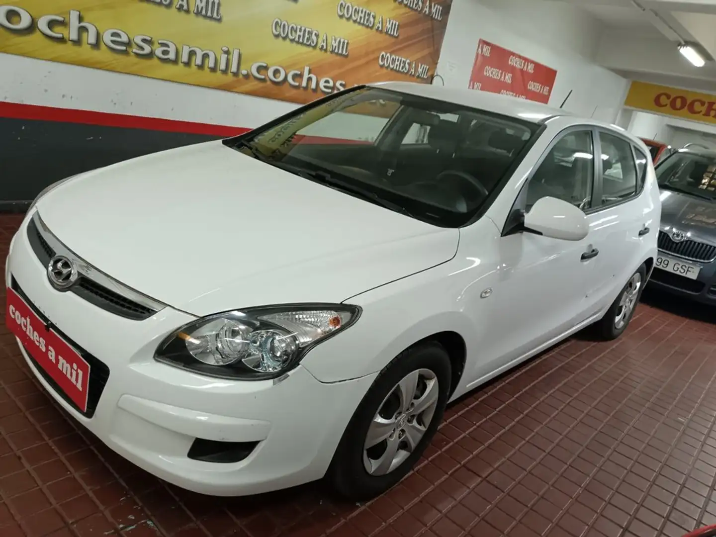 Hyundai i30 1.4 Classic GL Blanco - 2