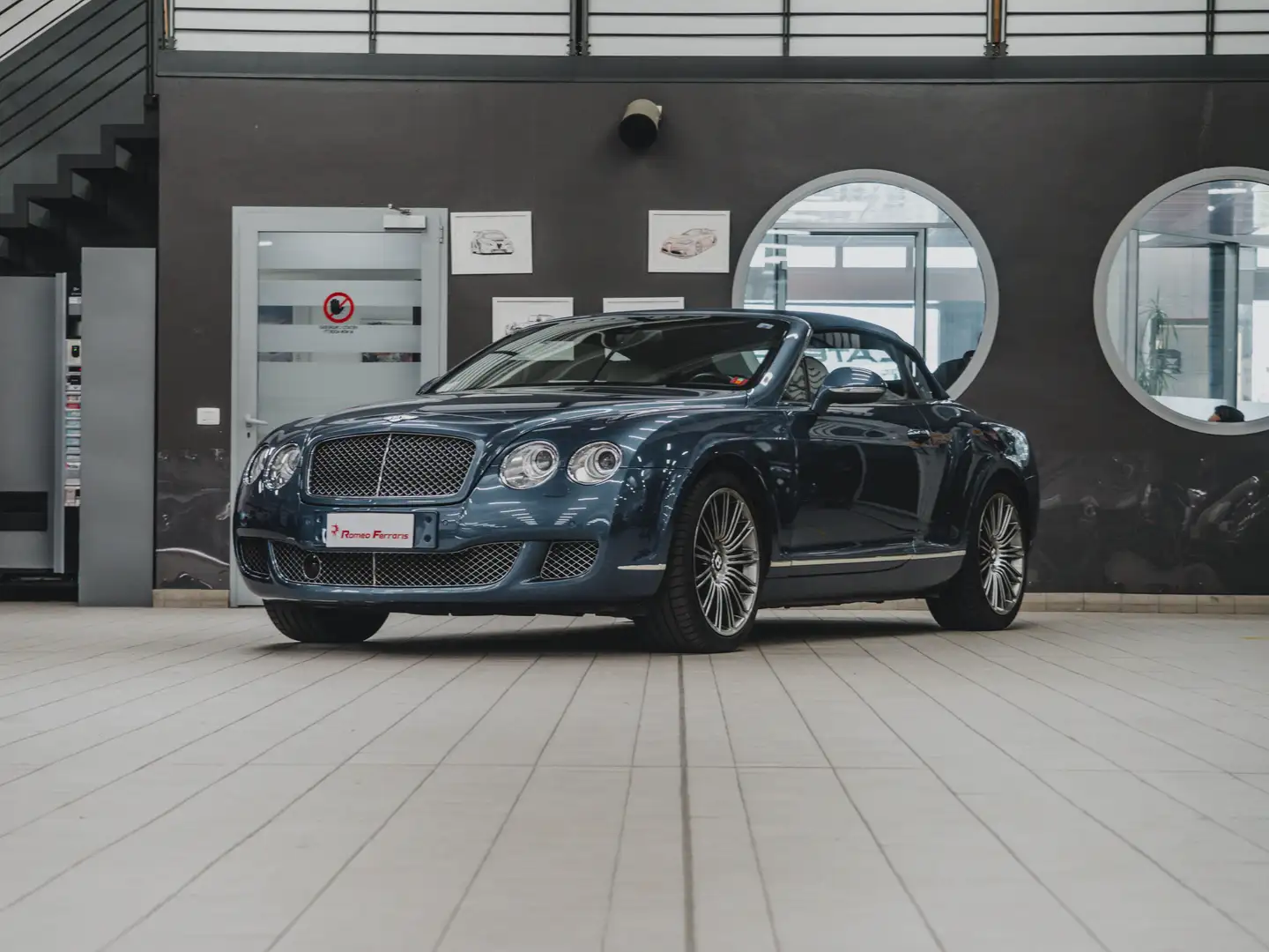 Bentley Continental GTC Continental GTC Speed Синій - 1