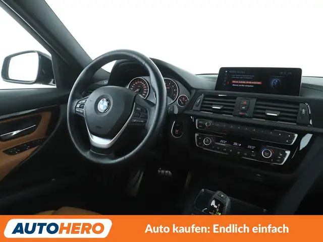 BMW 3 Series view 13