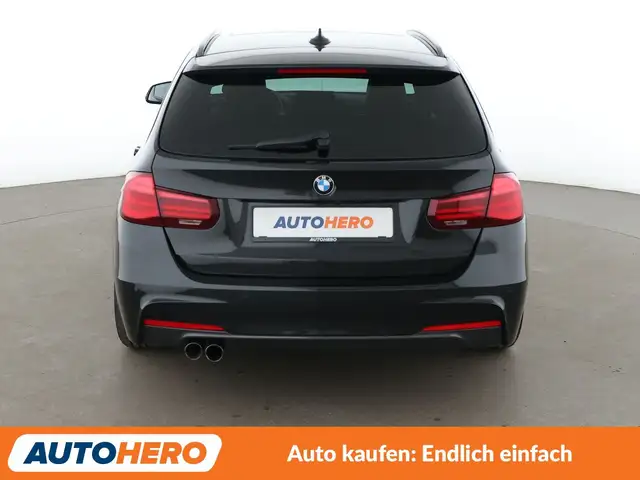 BMW 3 Series view 5