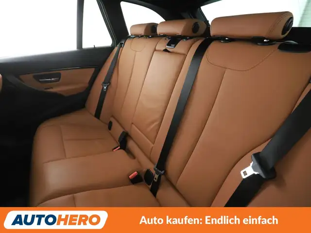 BMW 3 Series view 14
