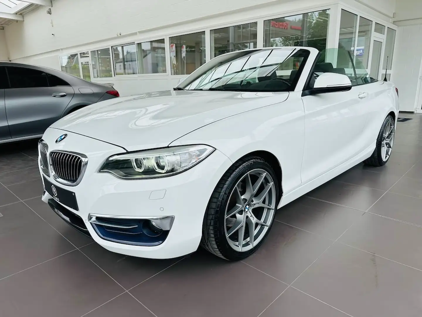 BMW 218 i *** GARANTIE + LED + SPORT + GPS *** Blanc - 1