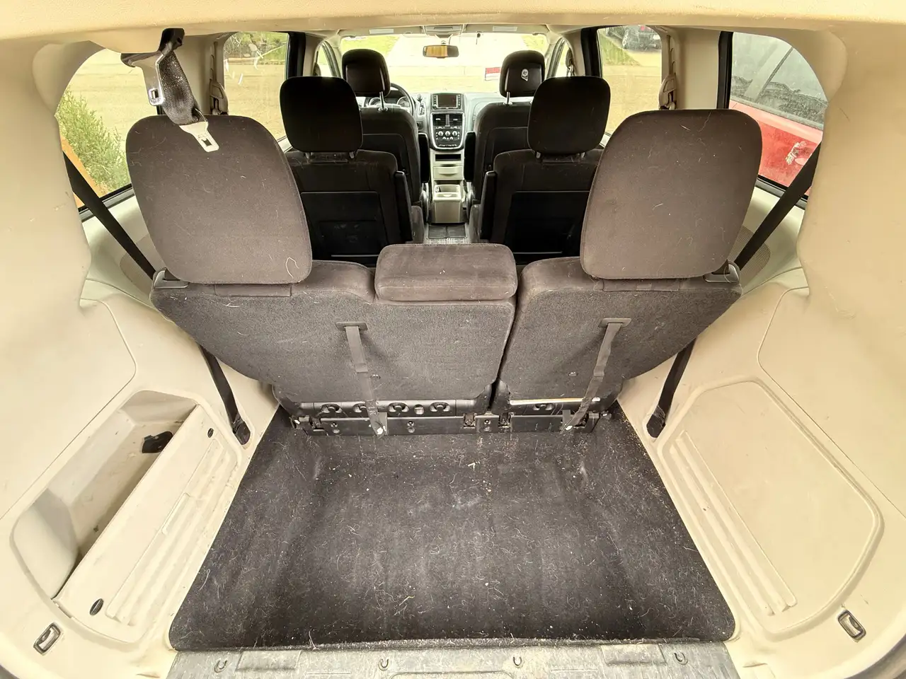 Dodge Grand Caravan photo Dodge Grand Caravan