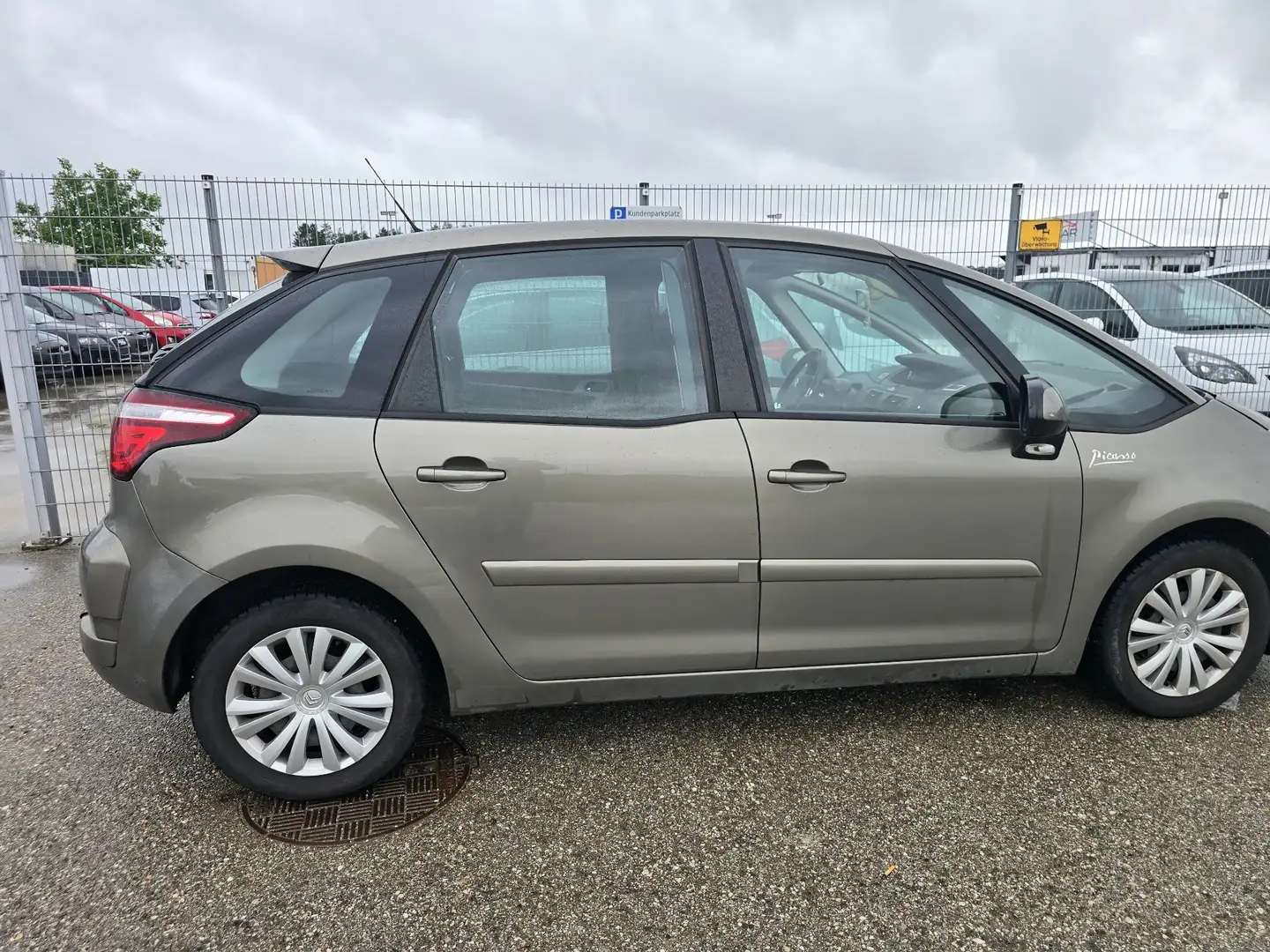 Citroen C4 Picasso 1.6 HDi FAP Tendance - 2