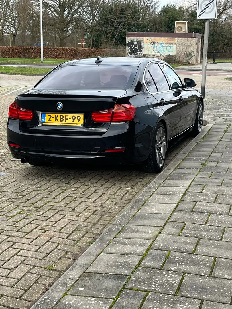 BMW 320 d EDE Upgr. Ed. Zwart - 1