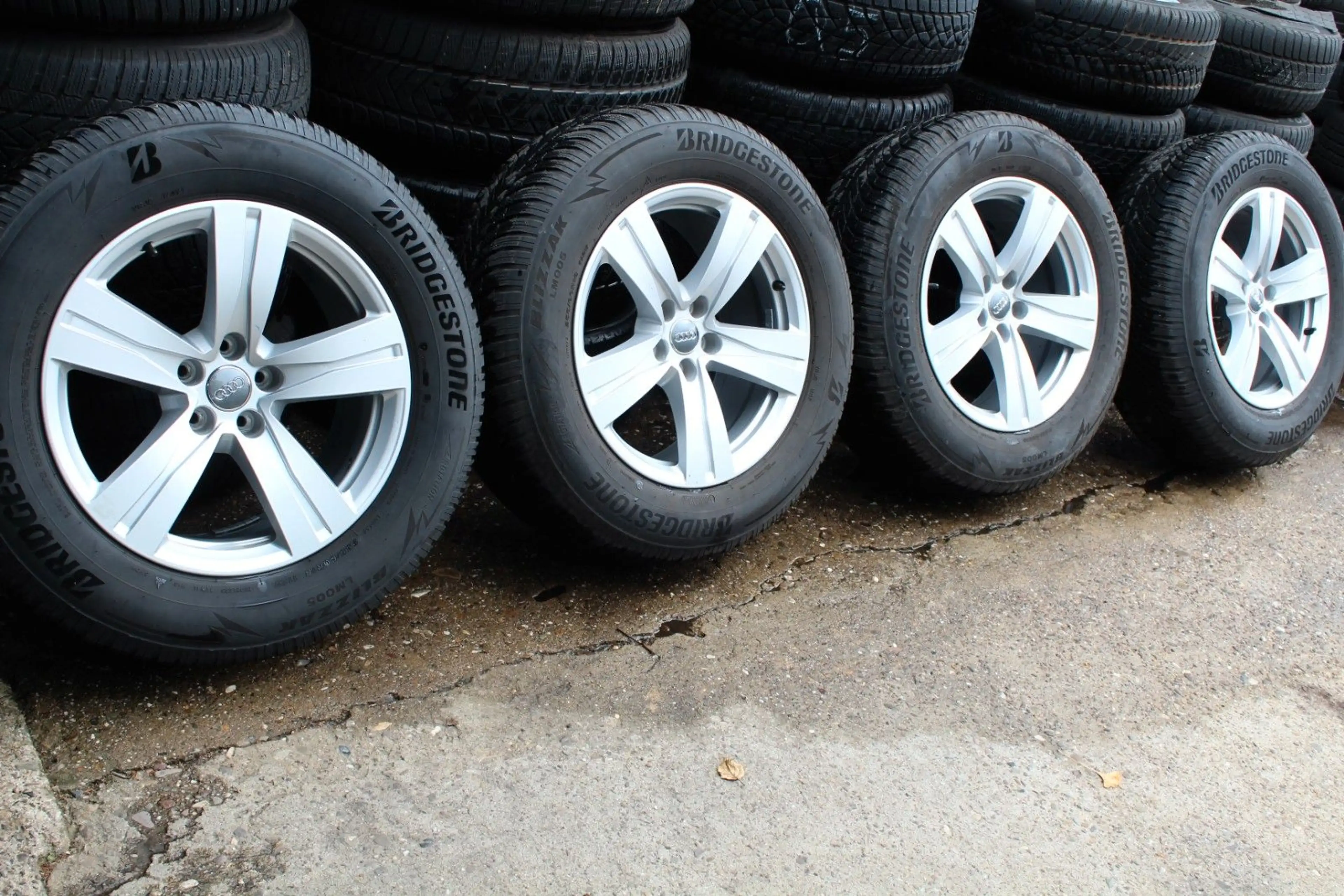 Audi Q7 3.0TDI 1.HAND 7SITZER 4xSHZ KAM LEDER DVD AHK — photo 12