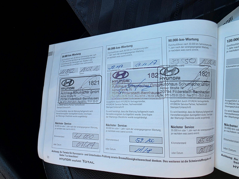 Hyundai iX35 2.0l CRDi Finale Gold Paket 4WD/Tüv-Neu/1Ha — photo 14