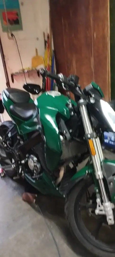 Keeway RKF 125 Verde - 2