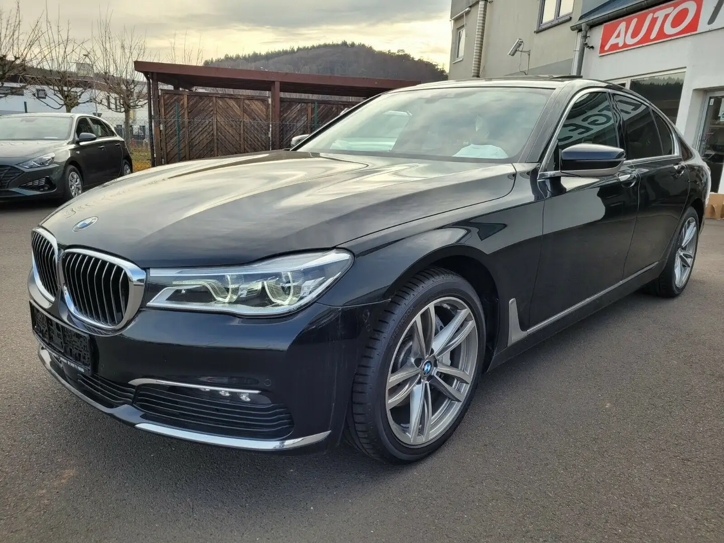 BMW 730 d Aus 1.Hand, HUD,Massage, Noir - 1