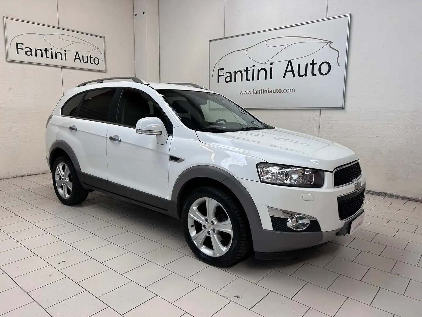 Chevrolet Captiva 2.2LTZ 184cv AUTO 4WD 7 POSTI PELLE NAVI GARANZIA Bianco - 1