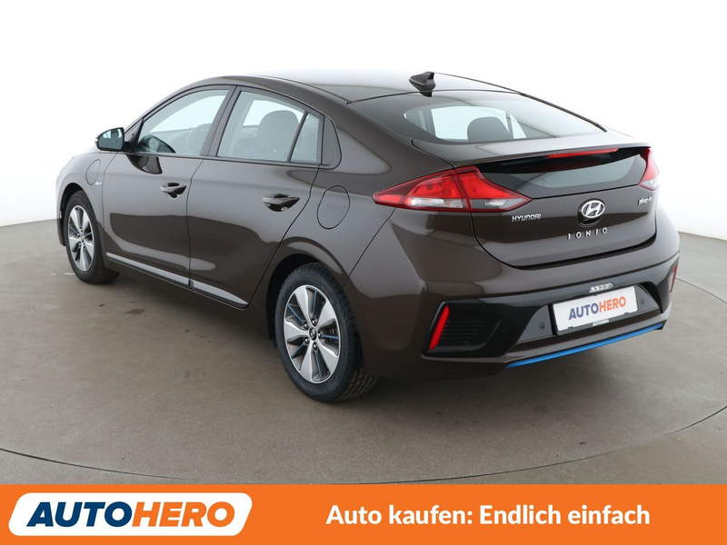 Hyundai IONIQ 1.6 Plug-in Hybrid Trend Aut.*ACC*PDC*ALU*KLIMA* — photo 4