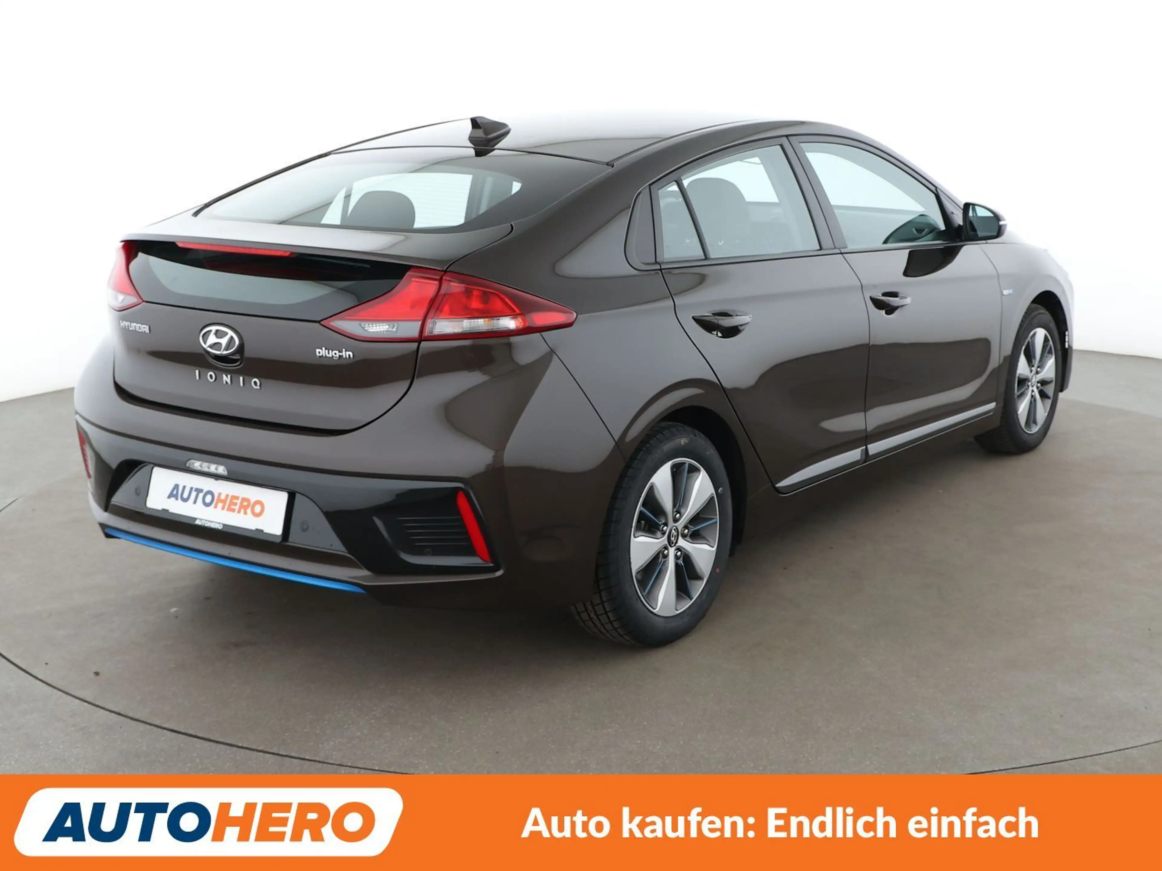 Hyundai IONIQ 1.6 Plug-in Hybrid Trend Aut.*ACC*PDC*ALU*KLIMA* — photo 6