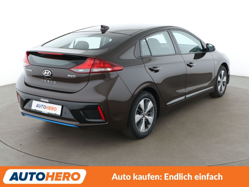 Hyundai IONIQ 1.6 Plug-in Hybrid Trend Aut.*ACC*PDC*ALU*KLIMA* — photo 6