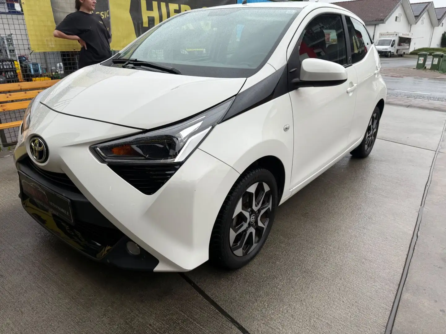 Toyota Aygo AYGO x-play Team D / Alu / CarPlay/ Kamera Blanc - 2