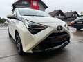 Toyota Aygo AYGO x-play Team D / Alu / CarPlay/ Kamera Blanc - thumbnail 1