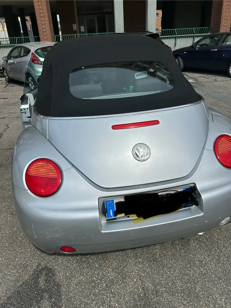 Volkswagen New Beetle cabrio Grigio - 2