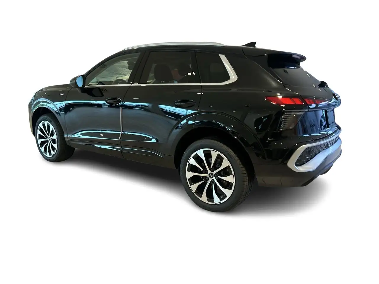 Audi Q3 снимка Audi Q3