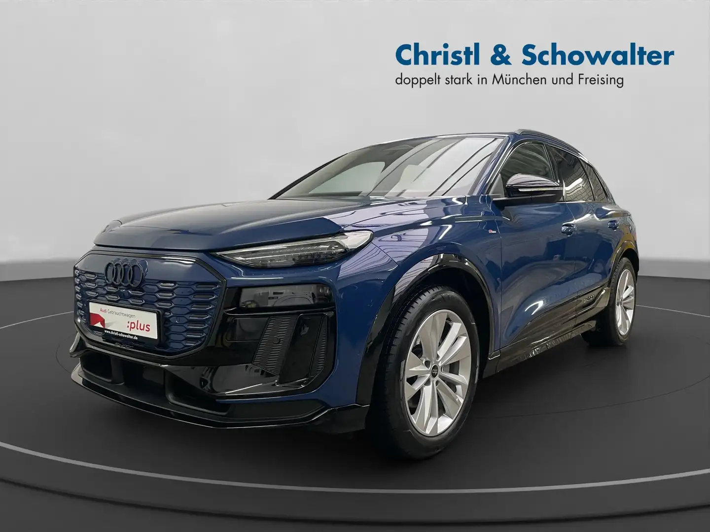 Audi Q6 e-tron SUV e-tron Performance Blau - 1