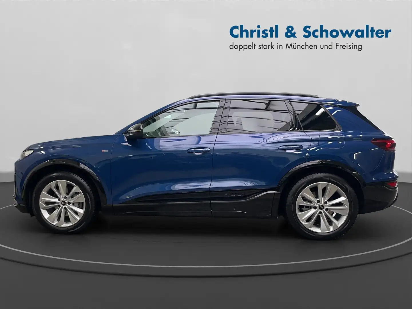 Audi Q6 e-tron SUV e-tron Performance Blau - 2