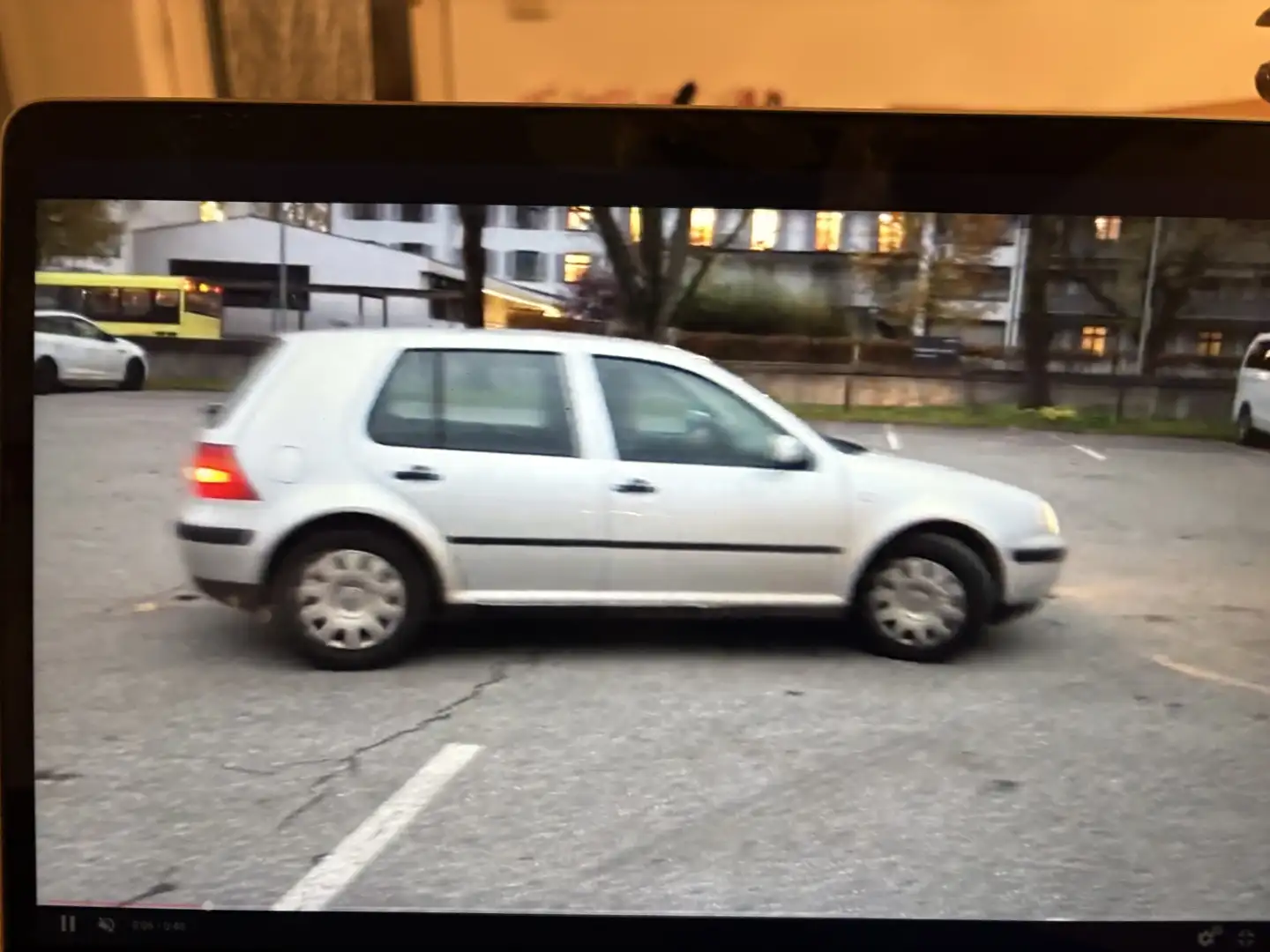 Volkswagen Golf TDI 4motion - 1