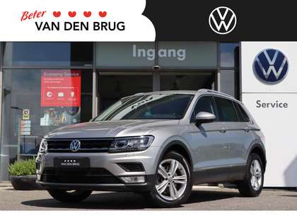 Volkswagen Tiguan 2.0 TSI 180 pk 4Motion Comfortline | Navigatie | L