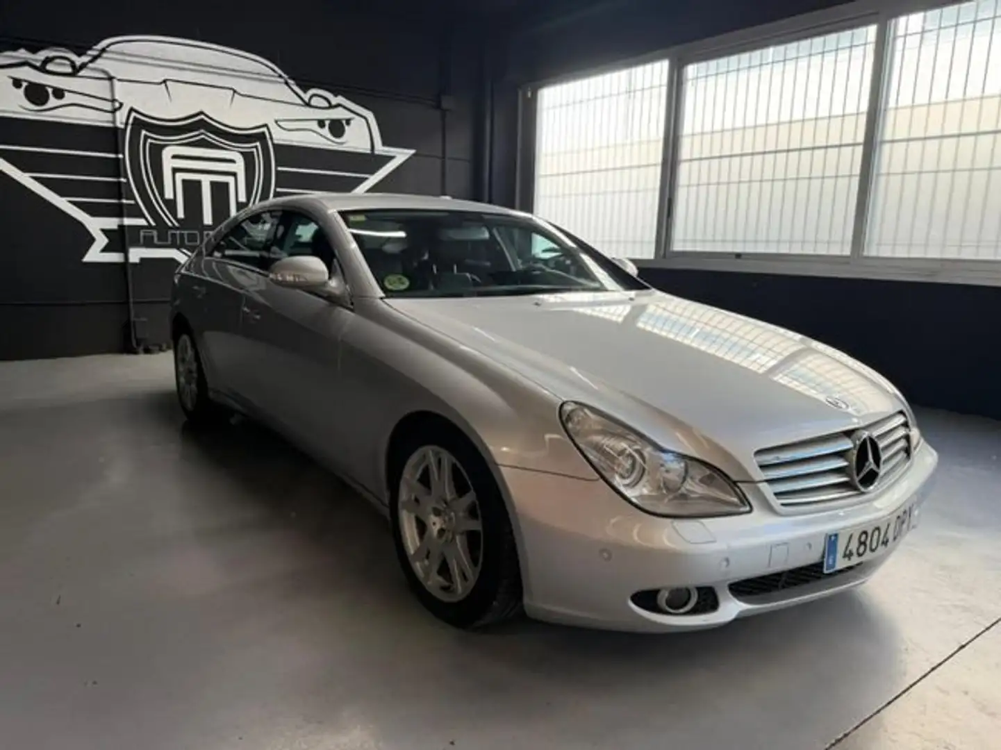 Mercedes-Benz CLS 350 (219.356) Plateado - 2