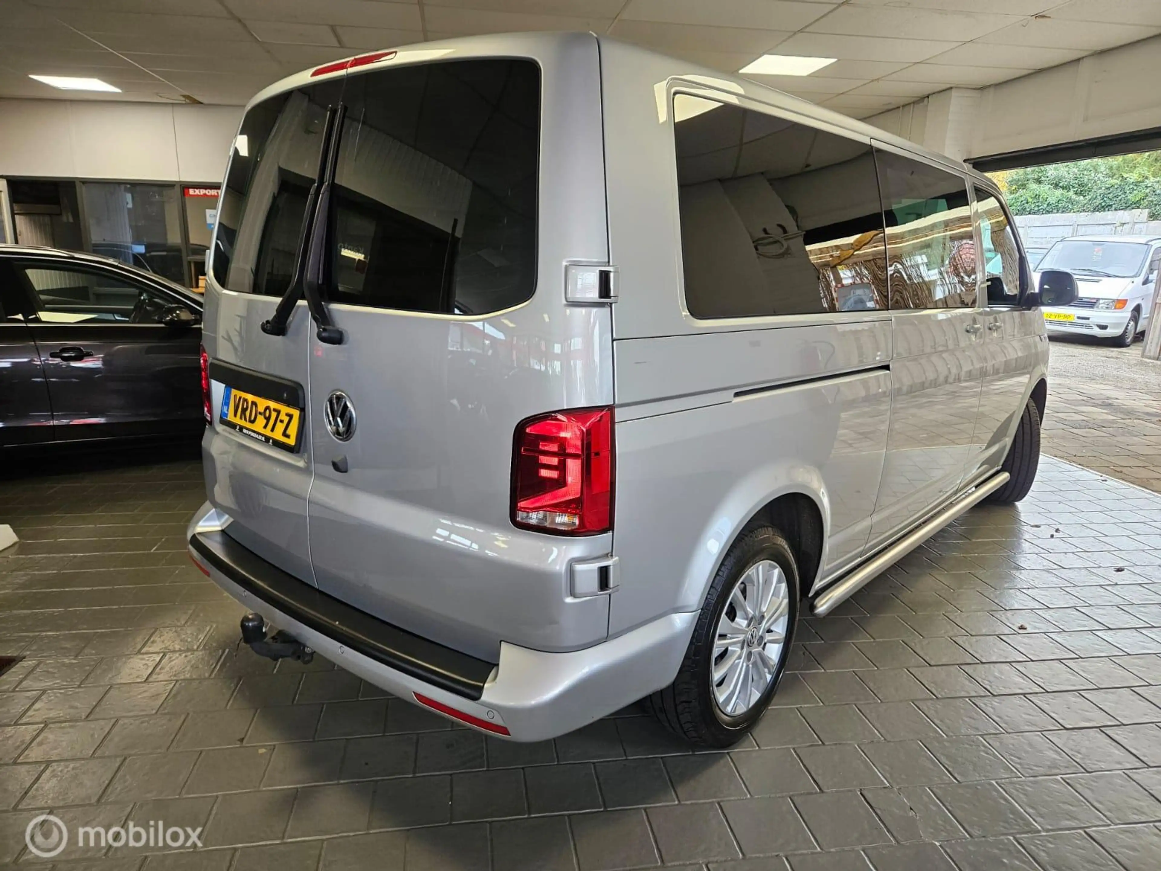 Volkswagen T6.1 Transporter 2.0 TDI L2H3 30 Bulli — photo 4