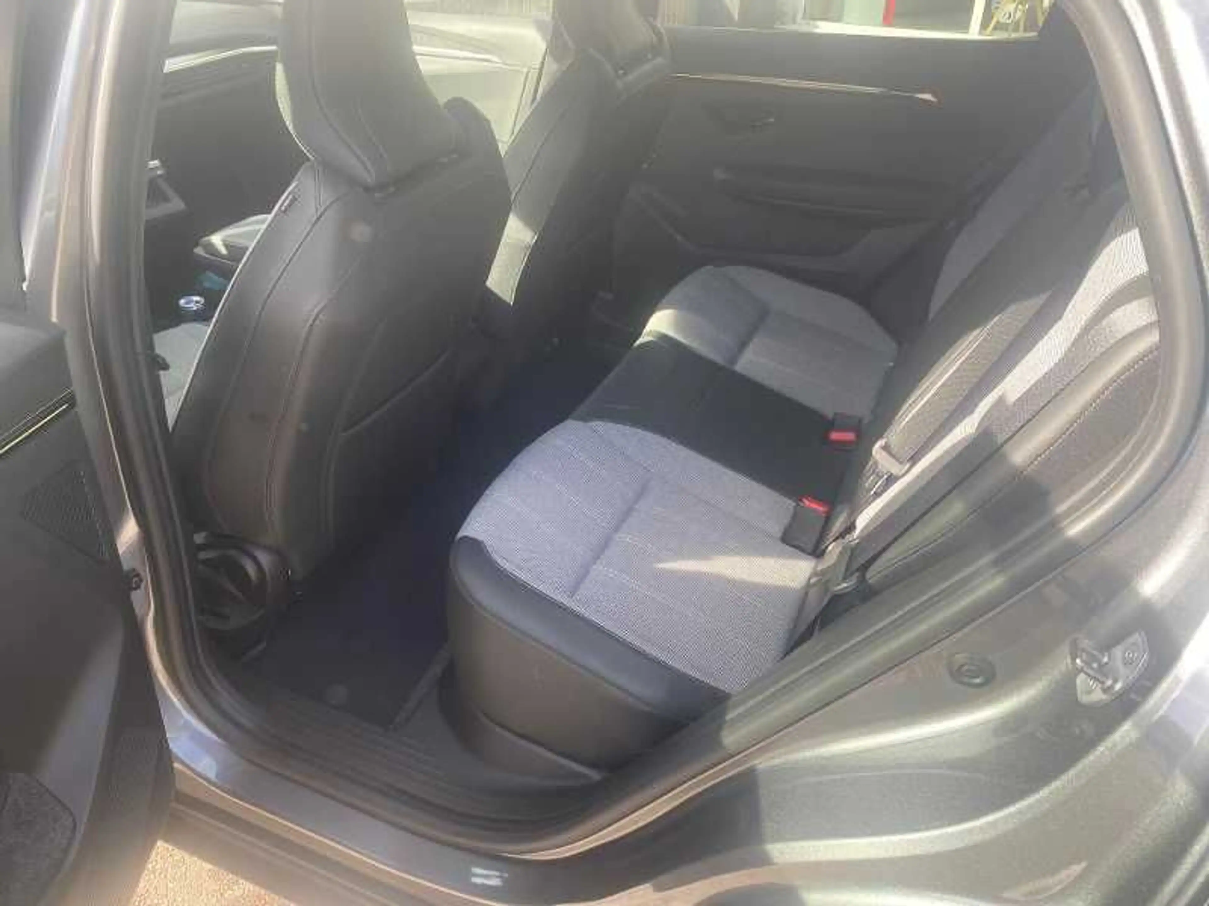 Mitsubishi Eclipse Cross Diamant TOP Akku 87 KW — photo 5