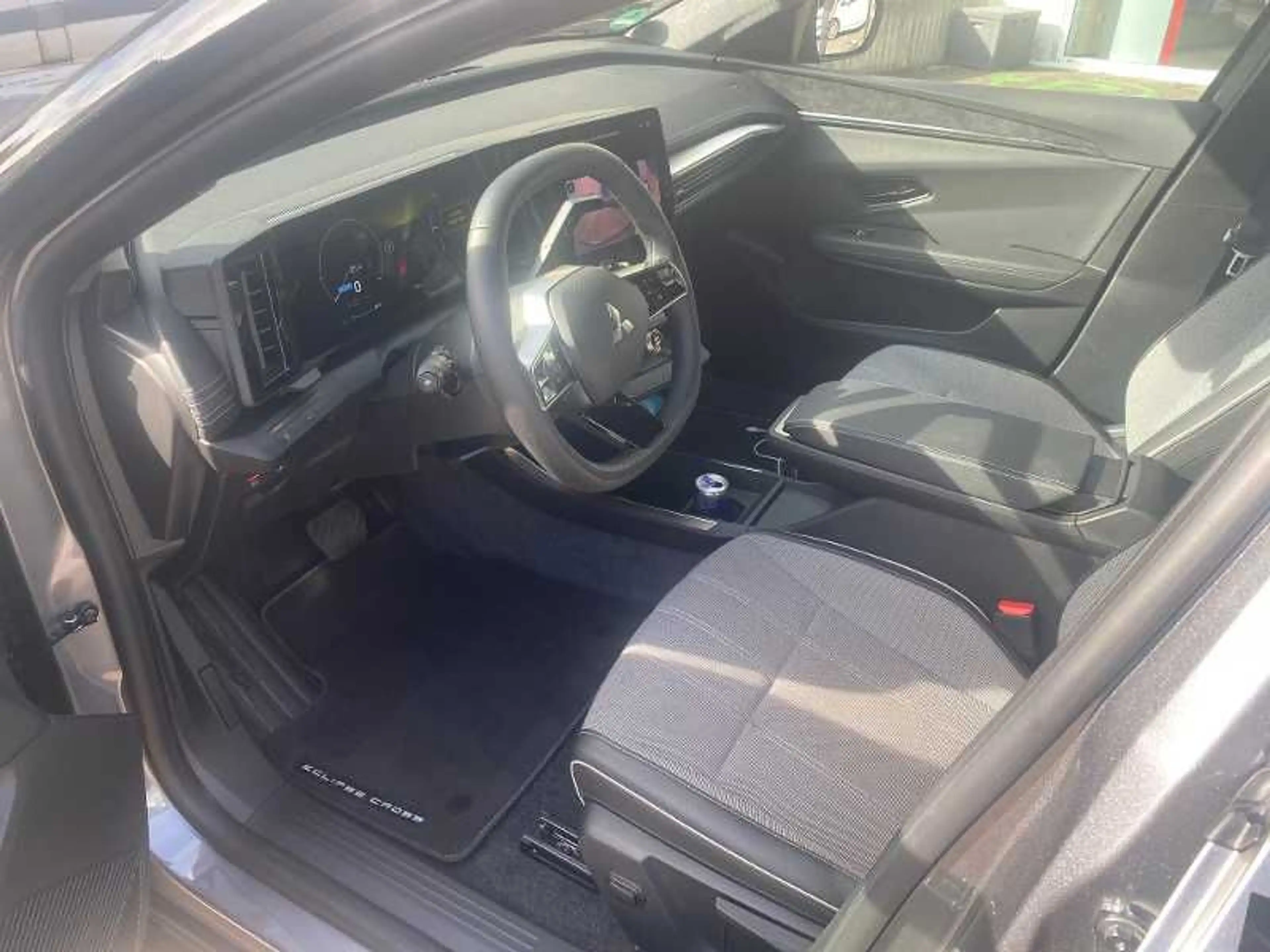 Mitsubishi Eclipse Cross Diamant TOP Akku 87 KW — photo 12